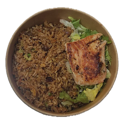 Salmón plancha con arroz frito